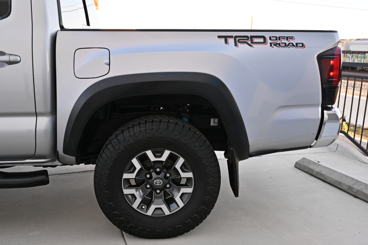 Toyota Tacoma  2018