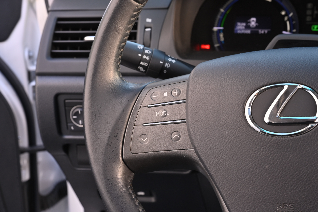 Lexus HS 250h Premium 2010