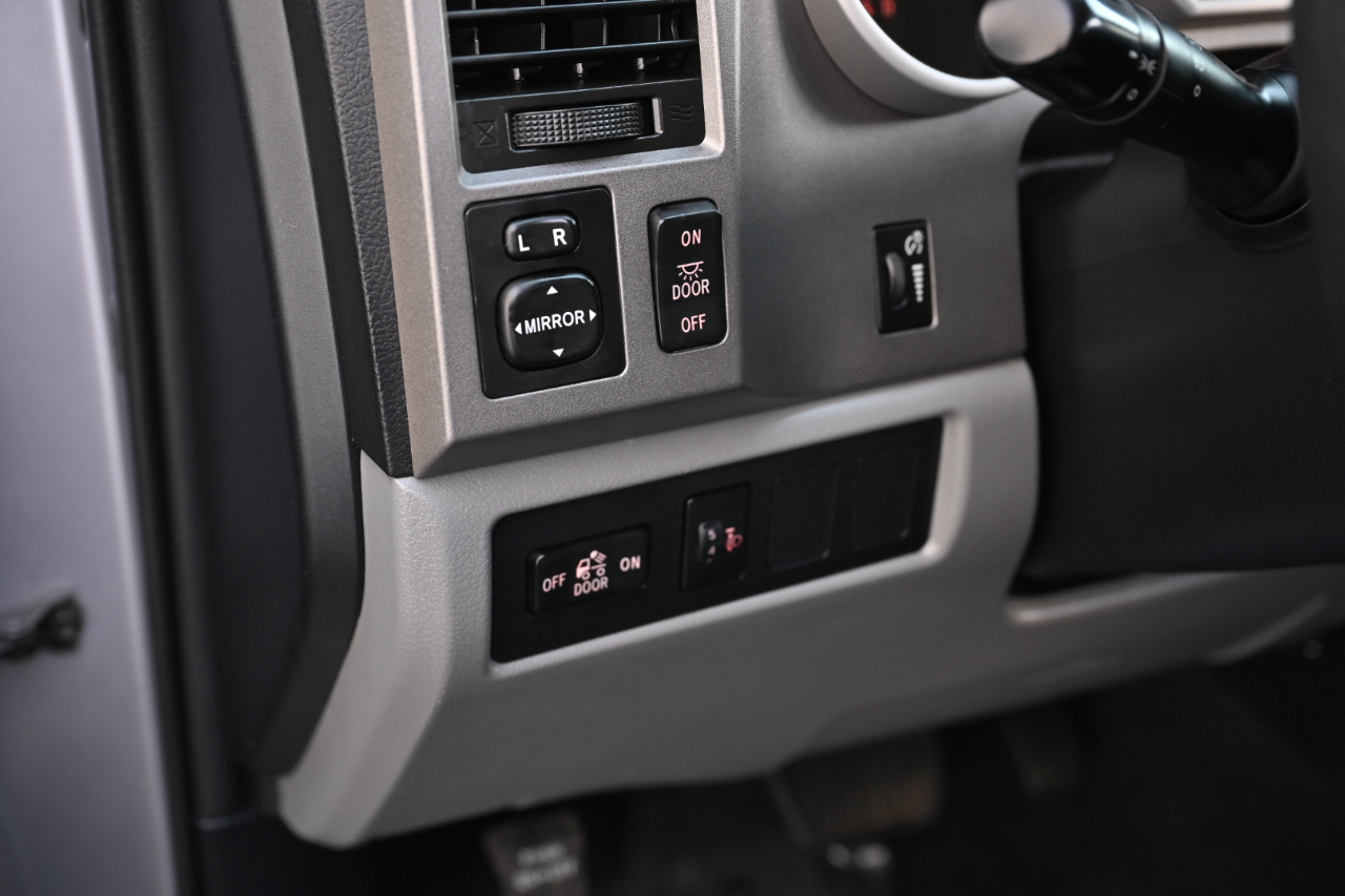 Toyota Tundra 2WD Truck  2012