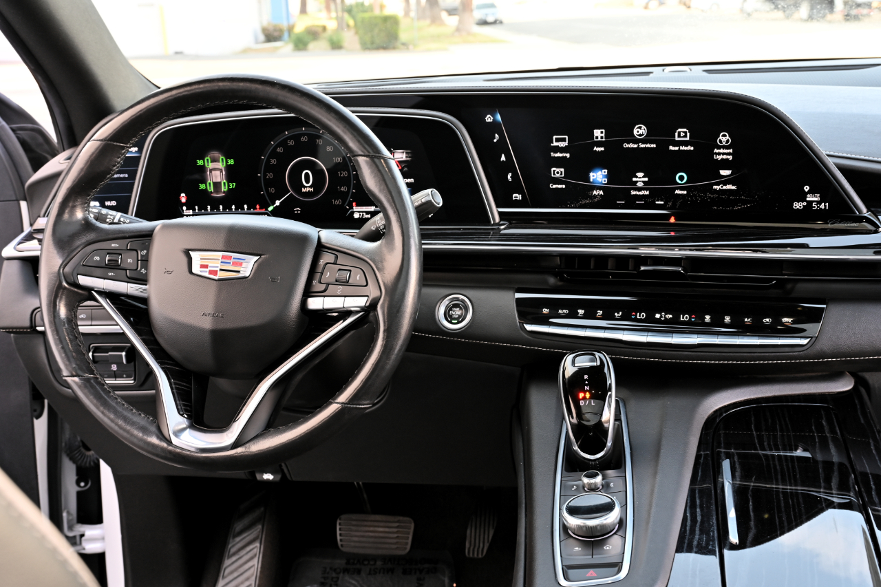 Cadillac Escalade ESV  2021