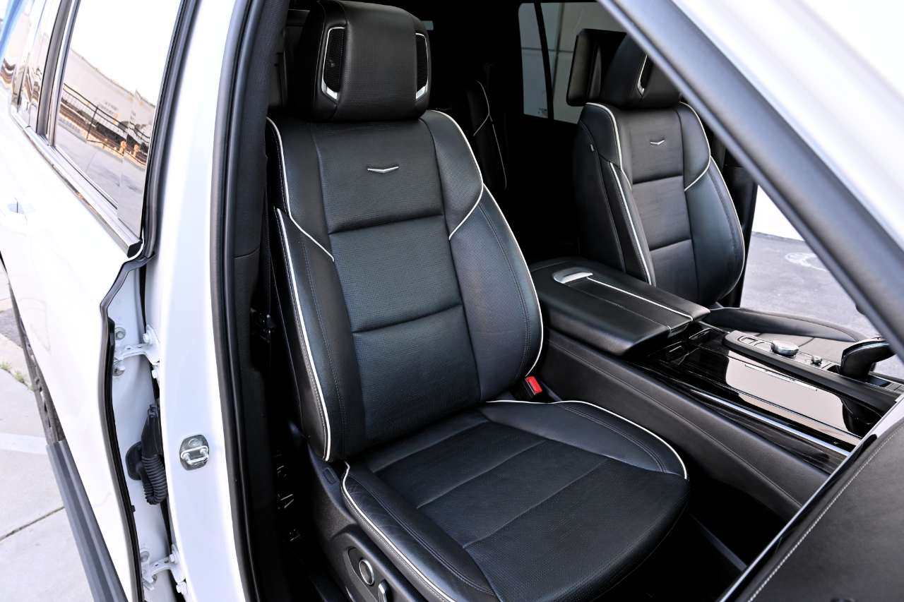 Cadillac Escalade ESV  2021