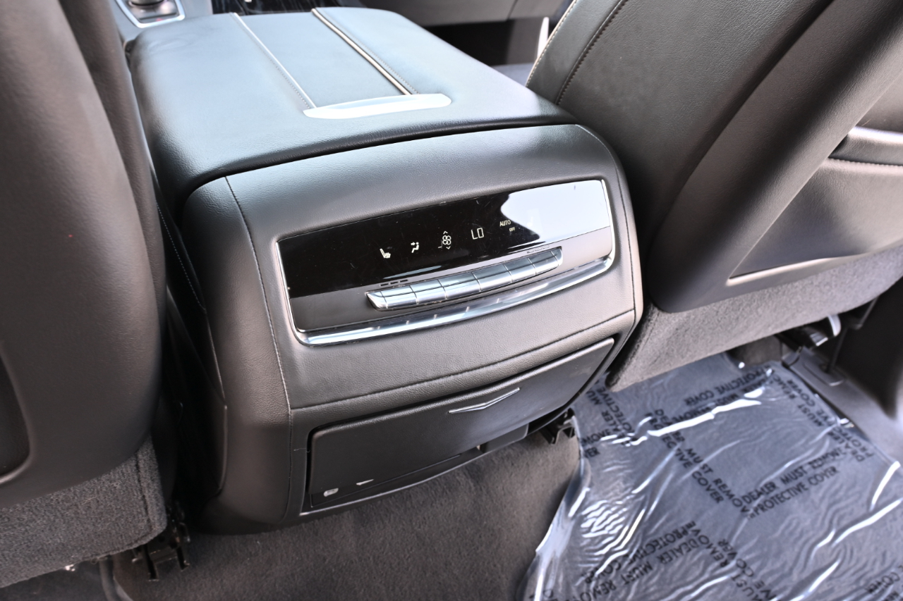 Cadillac Escalade ESV  2021