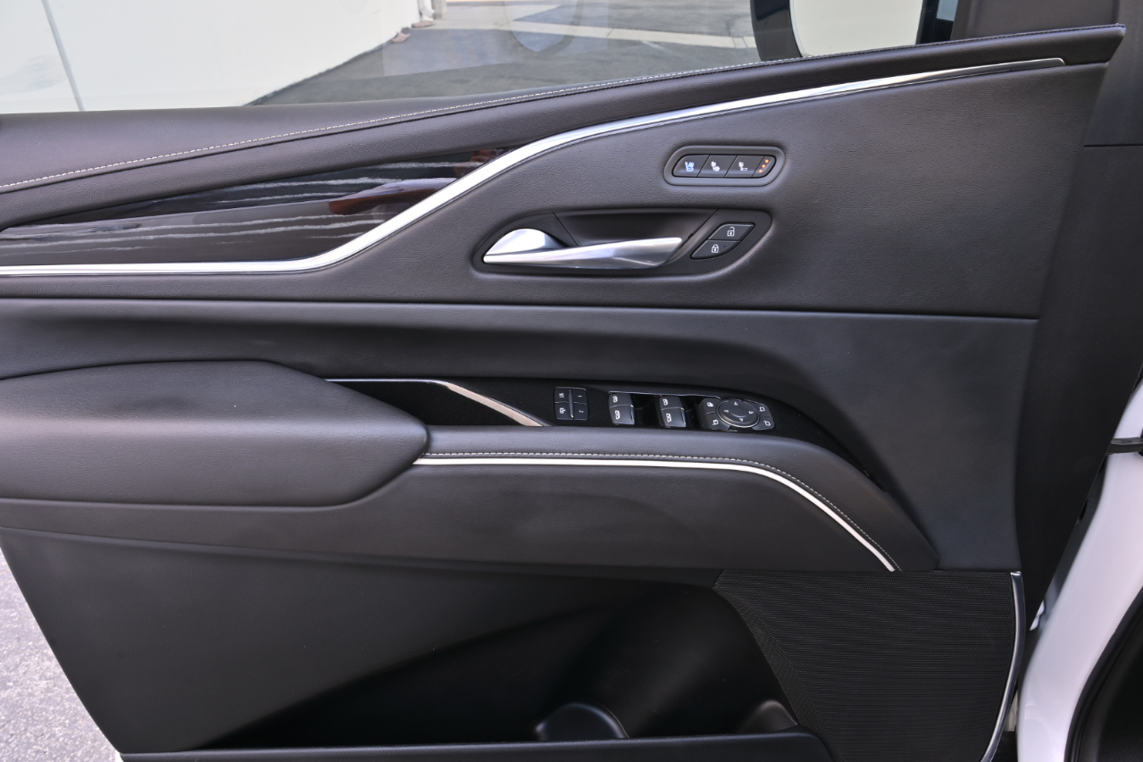 Cadillac Escalade ESV  2021