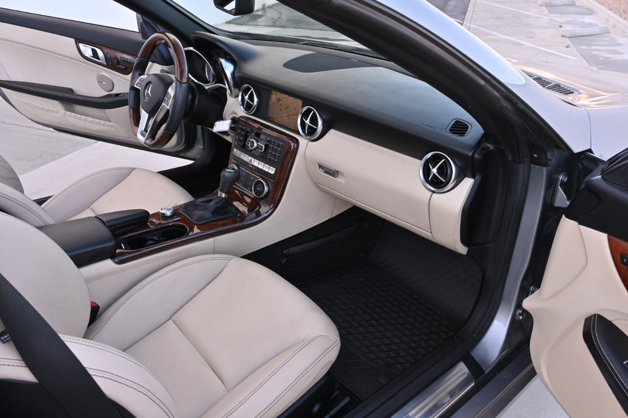 Mercedes-Benz SLK-Class  2012