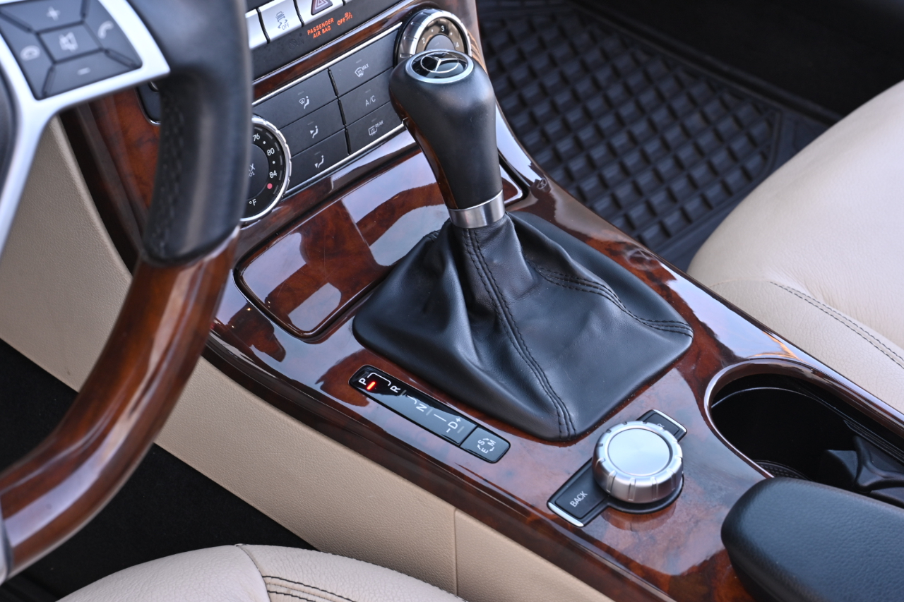 Mercedes-Benz SLK-Class  2012