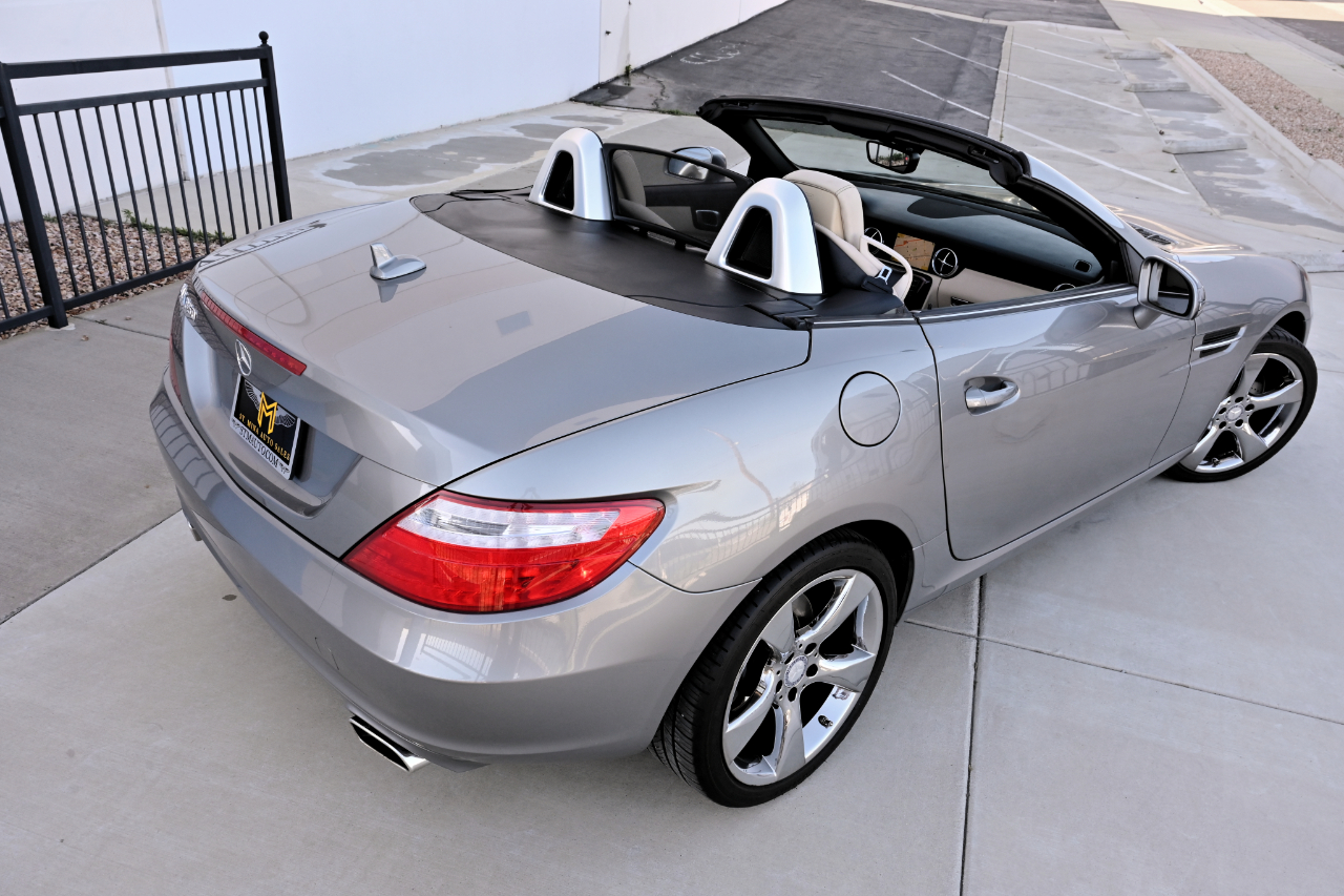 Mercedes-Benz SLK-Class  2012