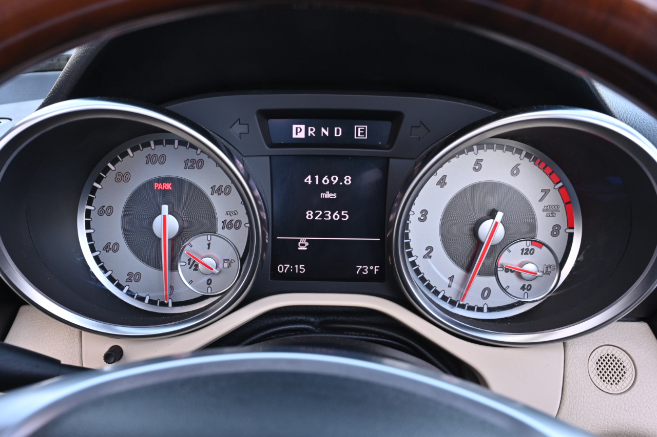 Mercedes-Benz SLK-Class  2012