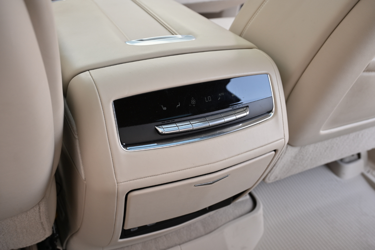 Cadillac Escalade  2021