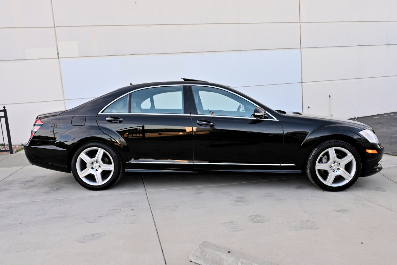 Mercedes-Benz S-Class  2008