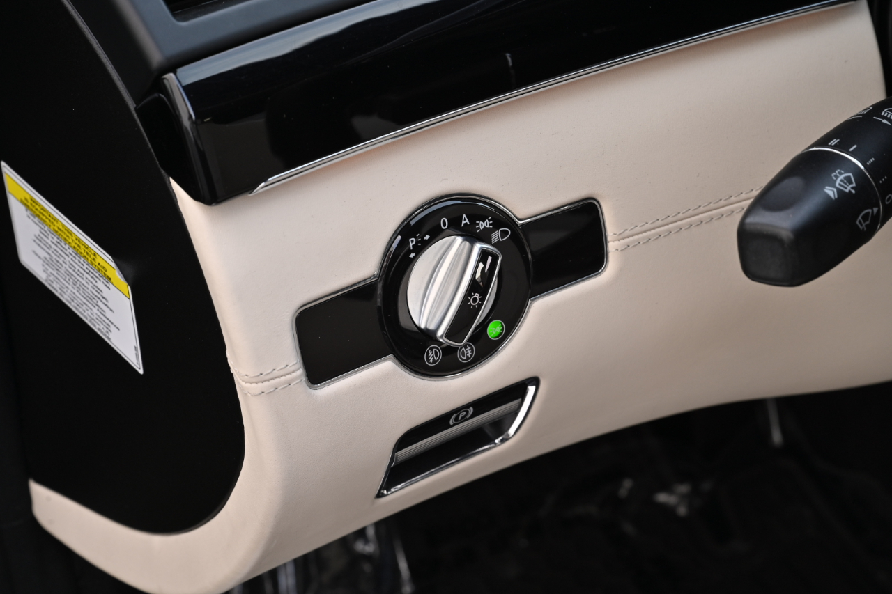 Mercedes-Benz S-Class  2008