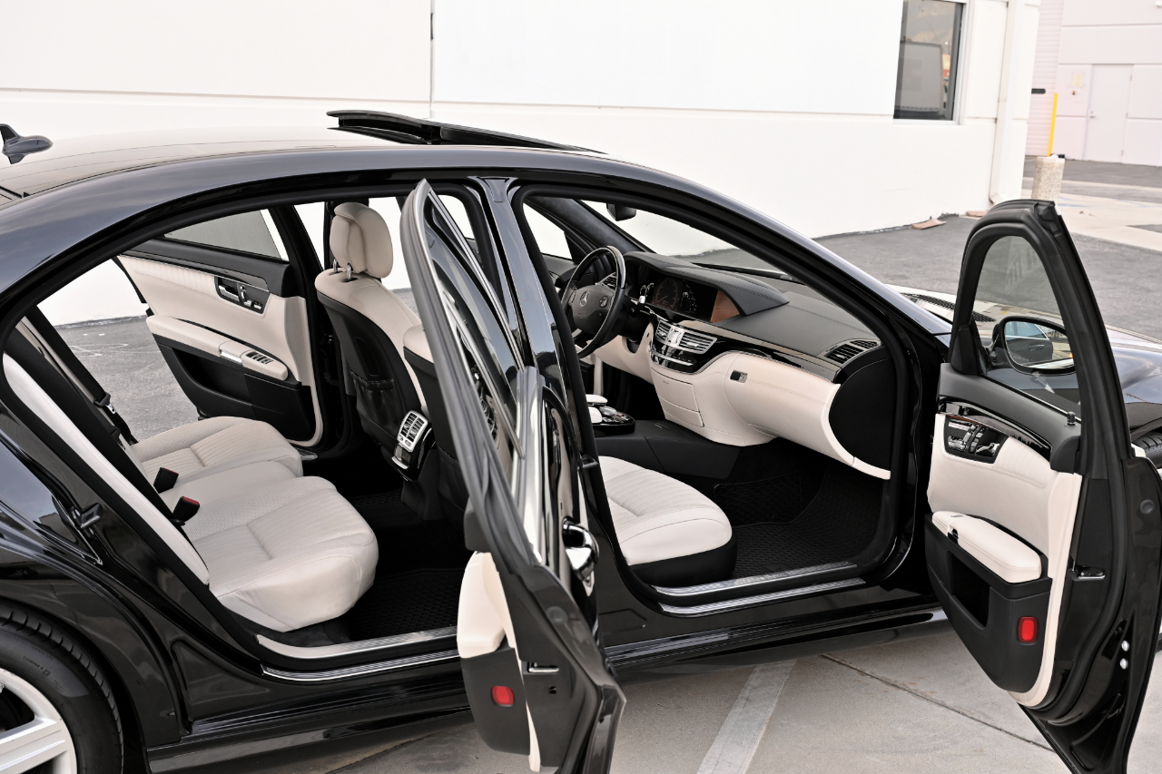 Mercedes-Benz S-Class  2008