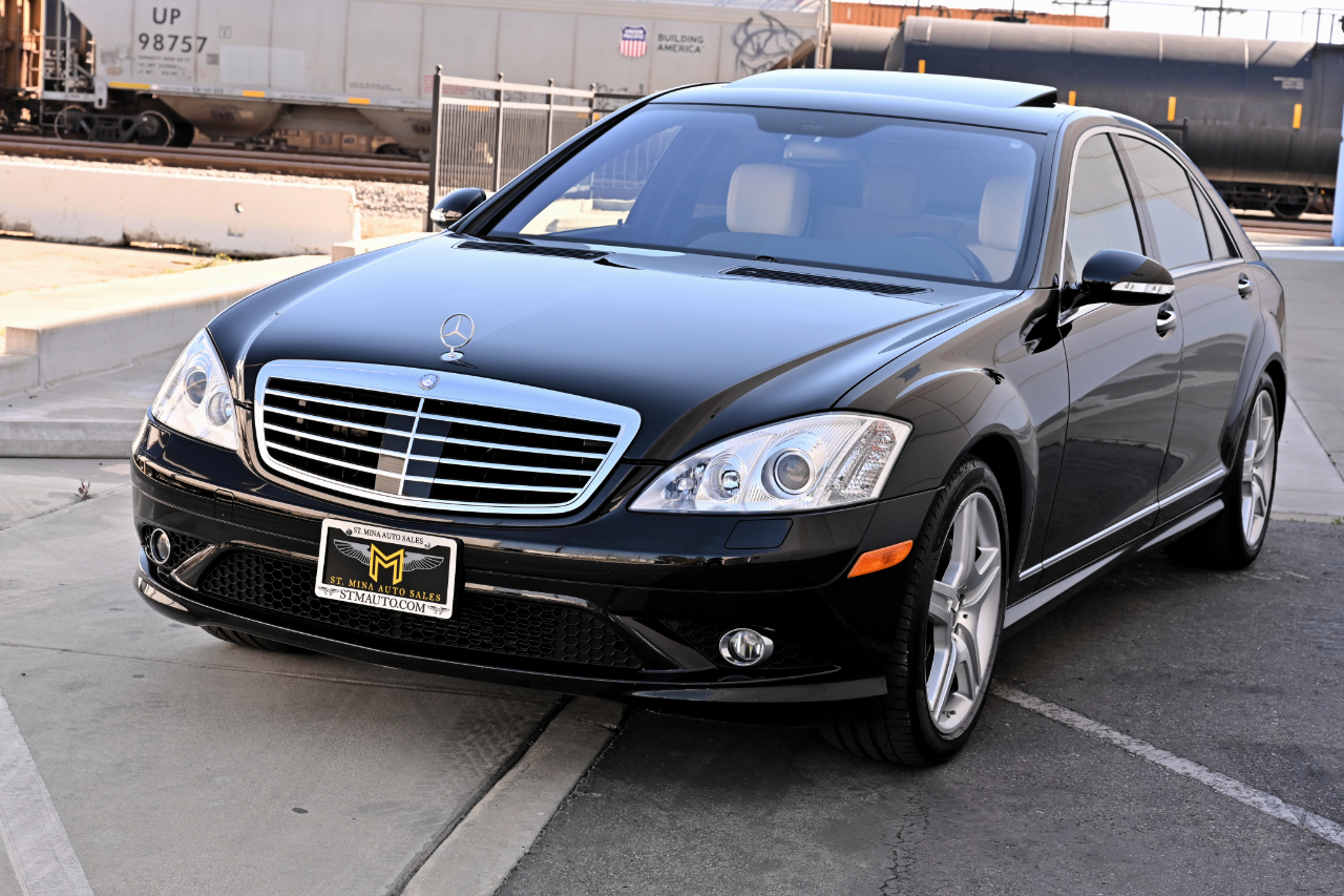 Mercedes-Benz S-Class  2008