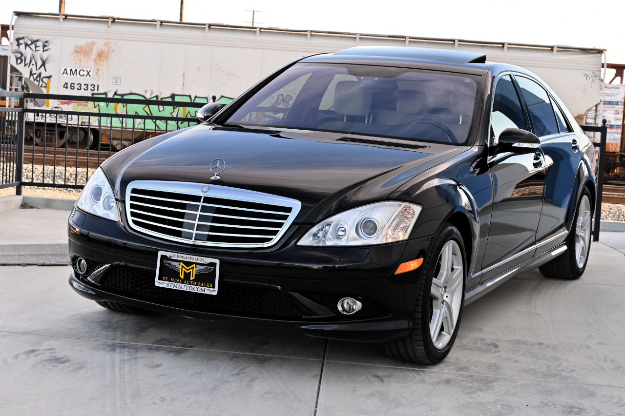 2008 Mercedes-Benz S-Class 550 Sedan