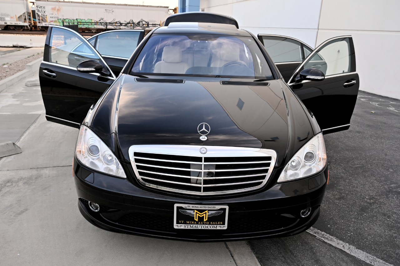 Mercedes-Benz S-Class  2008