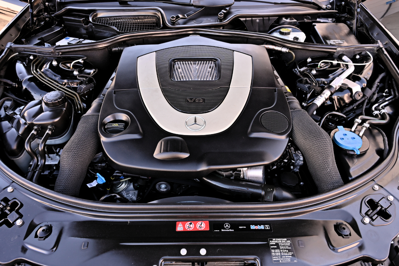 Mercedes-Benz S-Class  2008