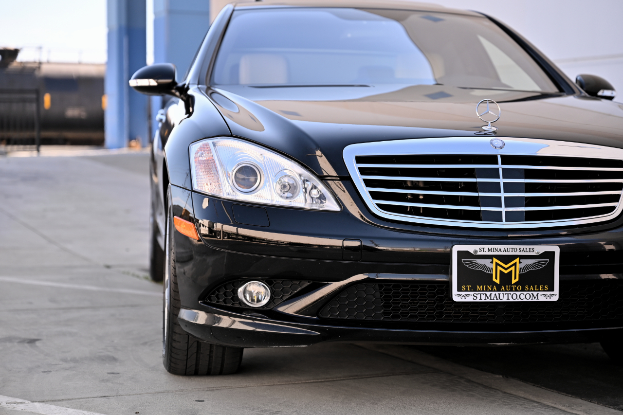 Mercedes-Benz S-Class  2008