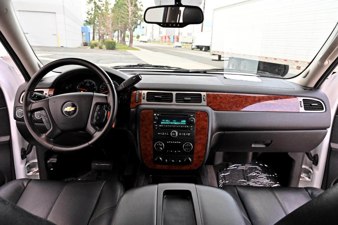 Chevrolet Tahoe  2010