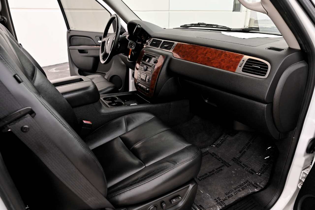 Chevrolet Tahoe  2010