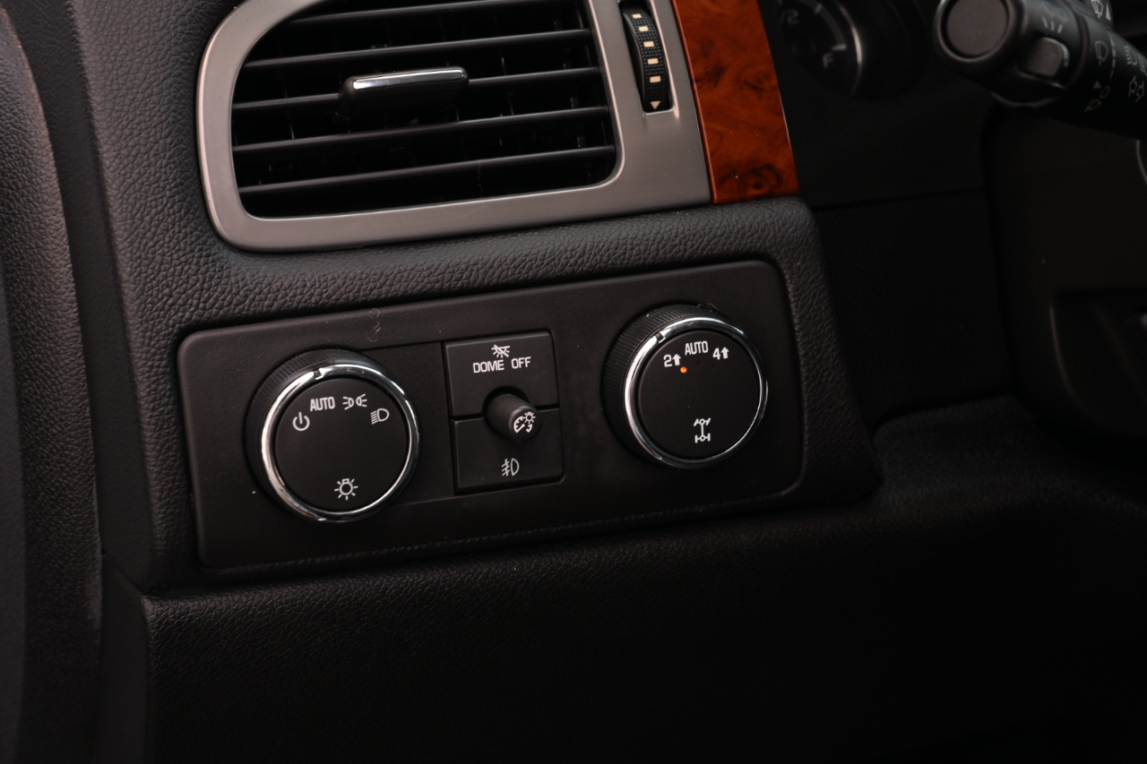 Chevrolet Tahoe  2010