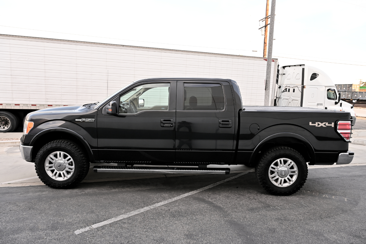 Ford F-150 4WD SuperCrew 145" Lariat 2012