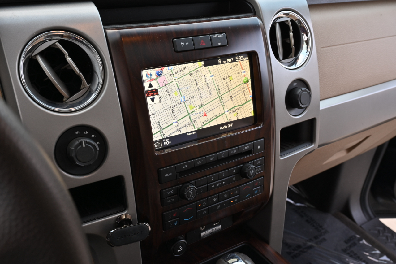 Ford F-150 4WD SuperCrew 145" Lariat 2012