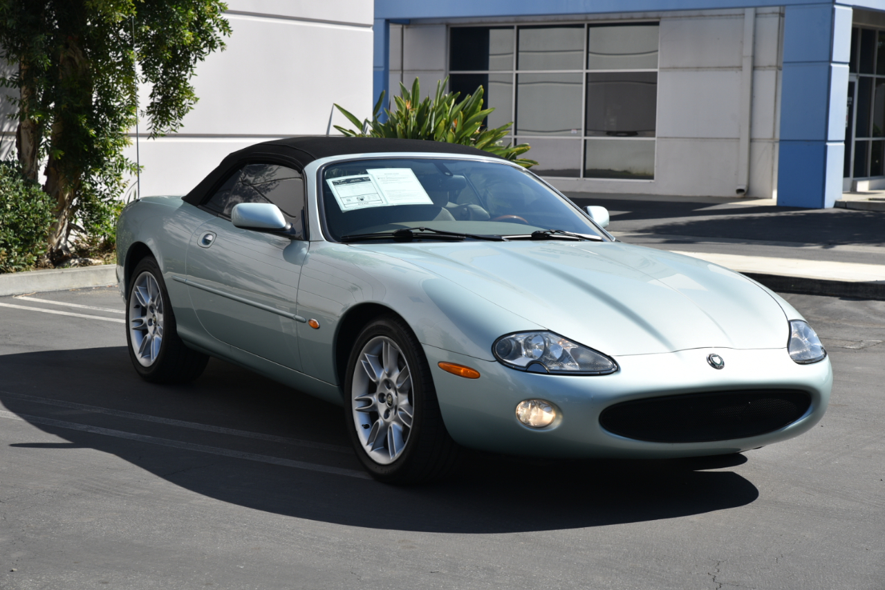 Jaguar XK8 Convertible 2001