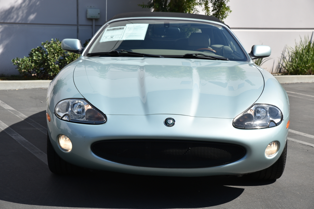 Jaguar XK8 Convertible 2001