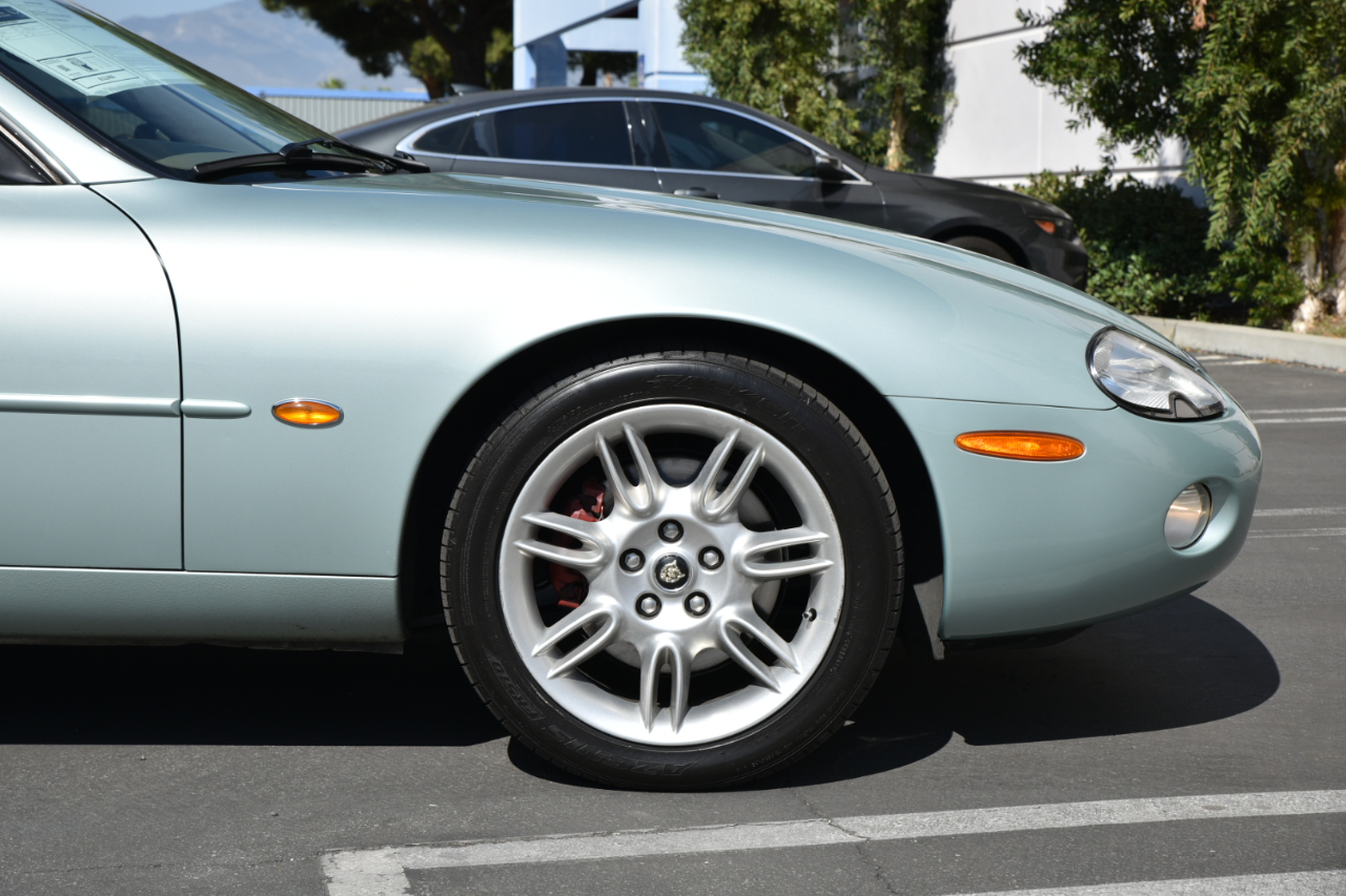 Jaguar XK8 Convertible 2001