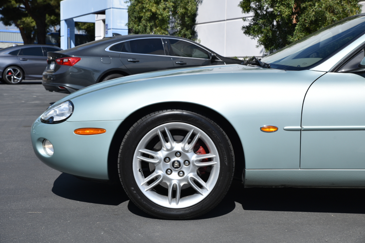 Jaguar XK8 Convertible 2001