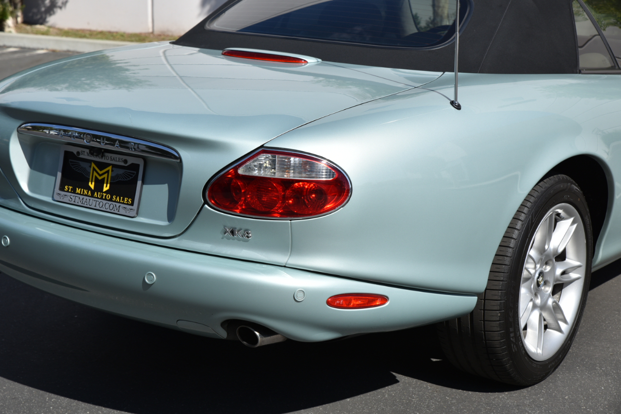 Jaguar XK8 Convertible 2001