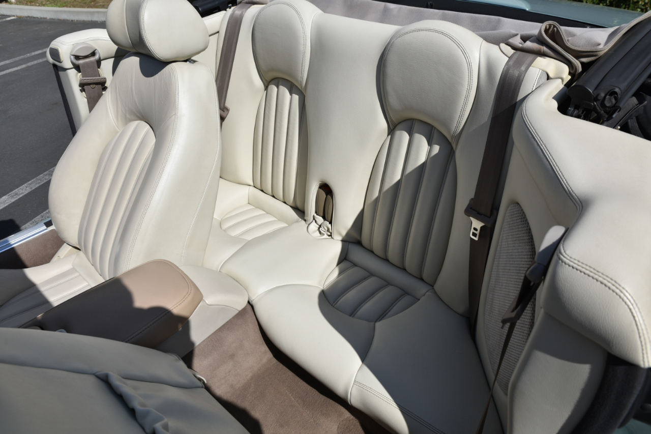 Jaguar XK8 Convertible 2001
