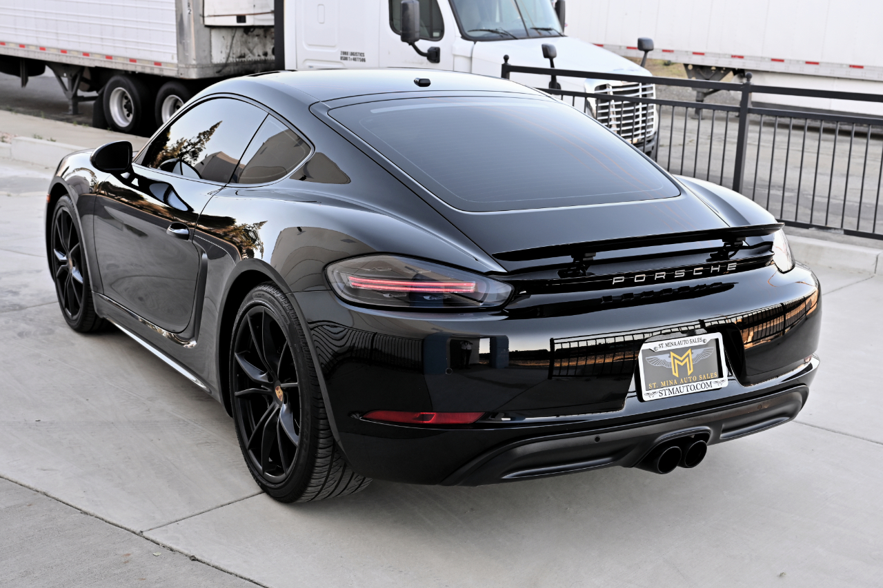 Porsche 718 Cayman Coupe 2018