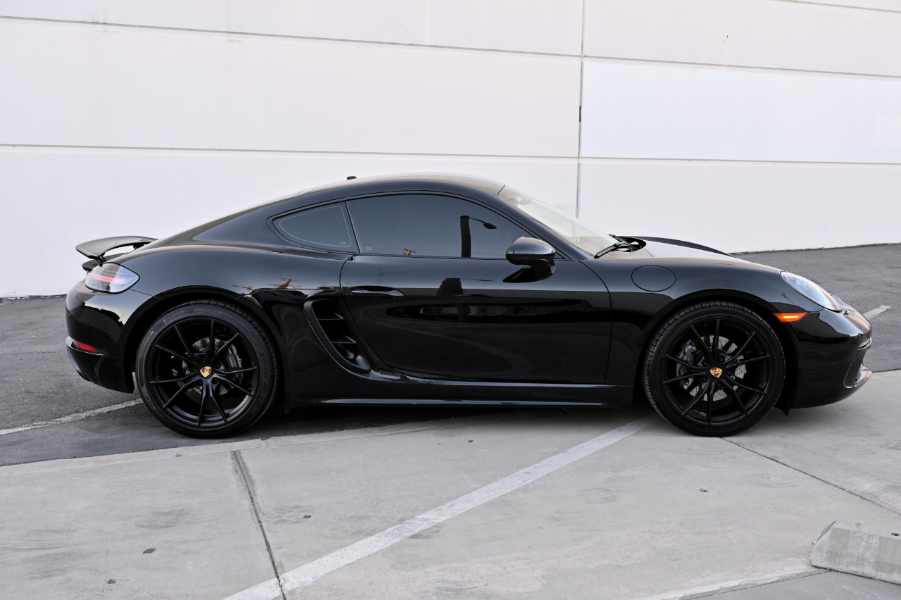 Porsche 718 Cayman Coupe 2018