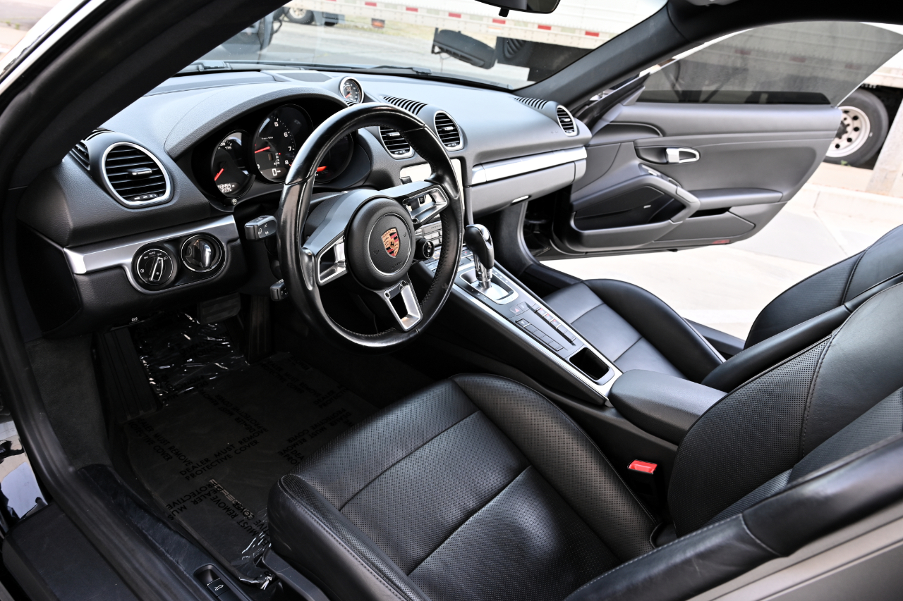 Porsche 718 Cayman Coupe 2018