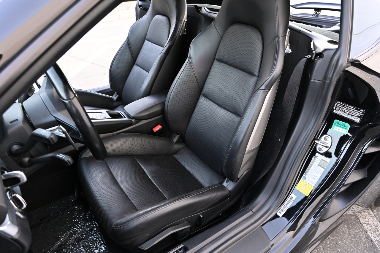 Porsche 718 Cayman Coupe 2018