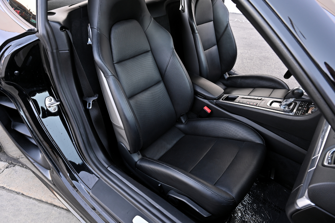 Porsche 718 Cayman Coupe 2018