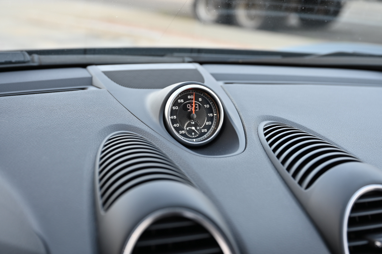 Porsche 718 Cayman Coupe 2018