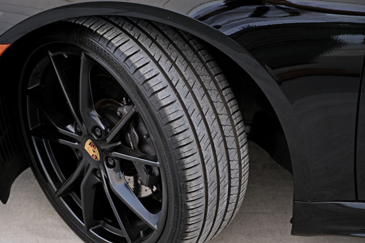 Porsche 718 Cayman Coupe 2018