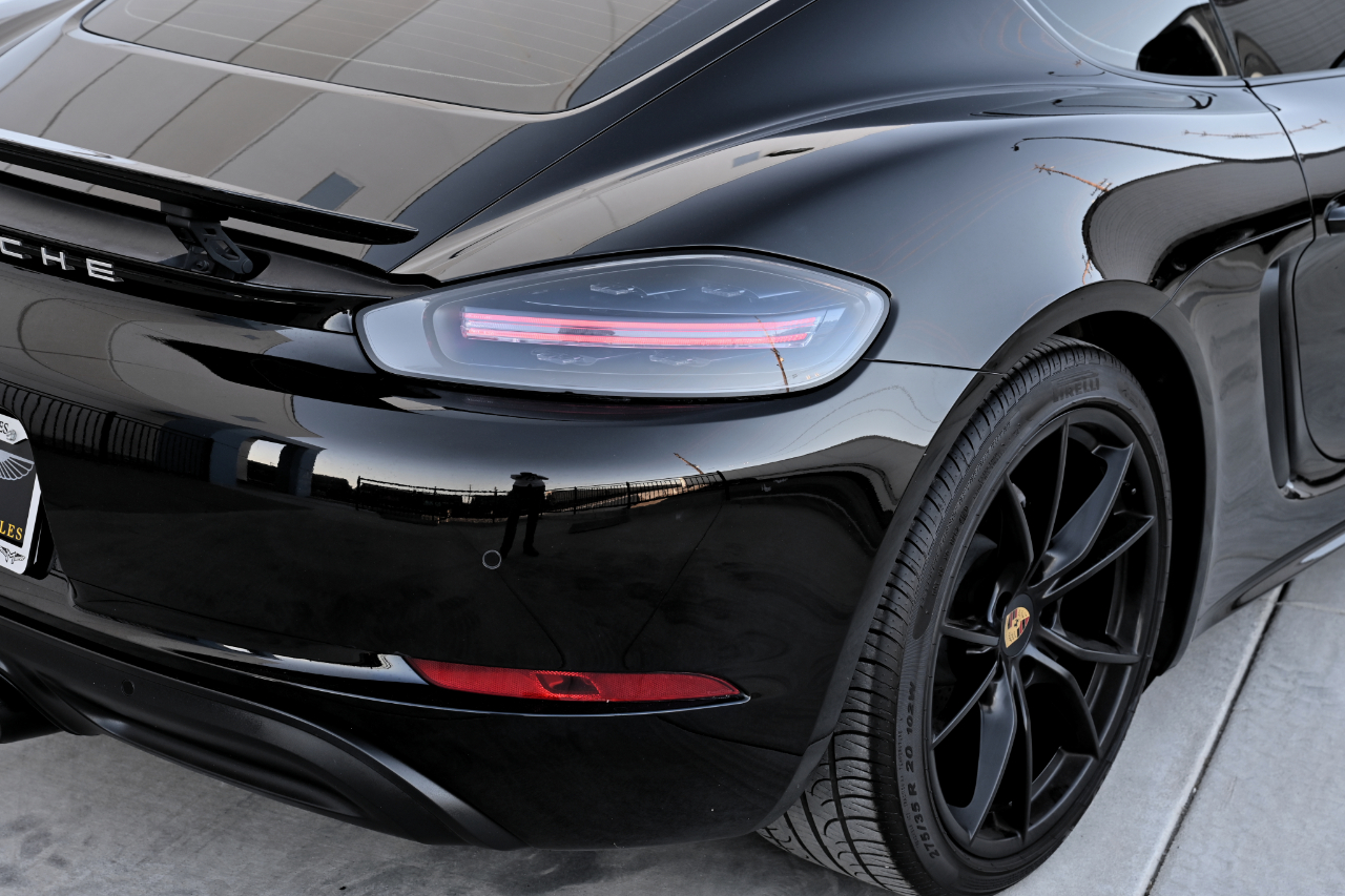 Porsche 718 Cayman Coupe 2018