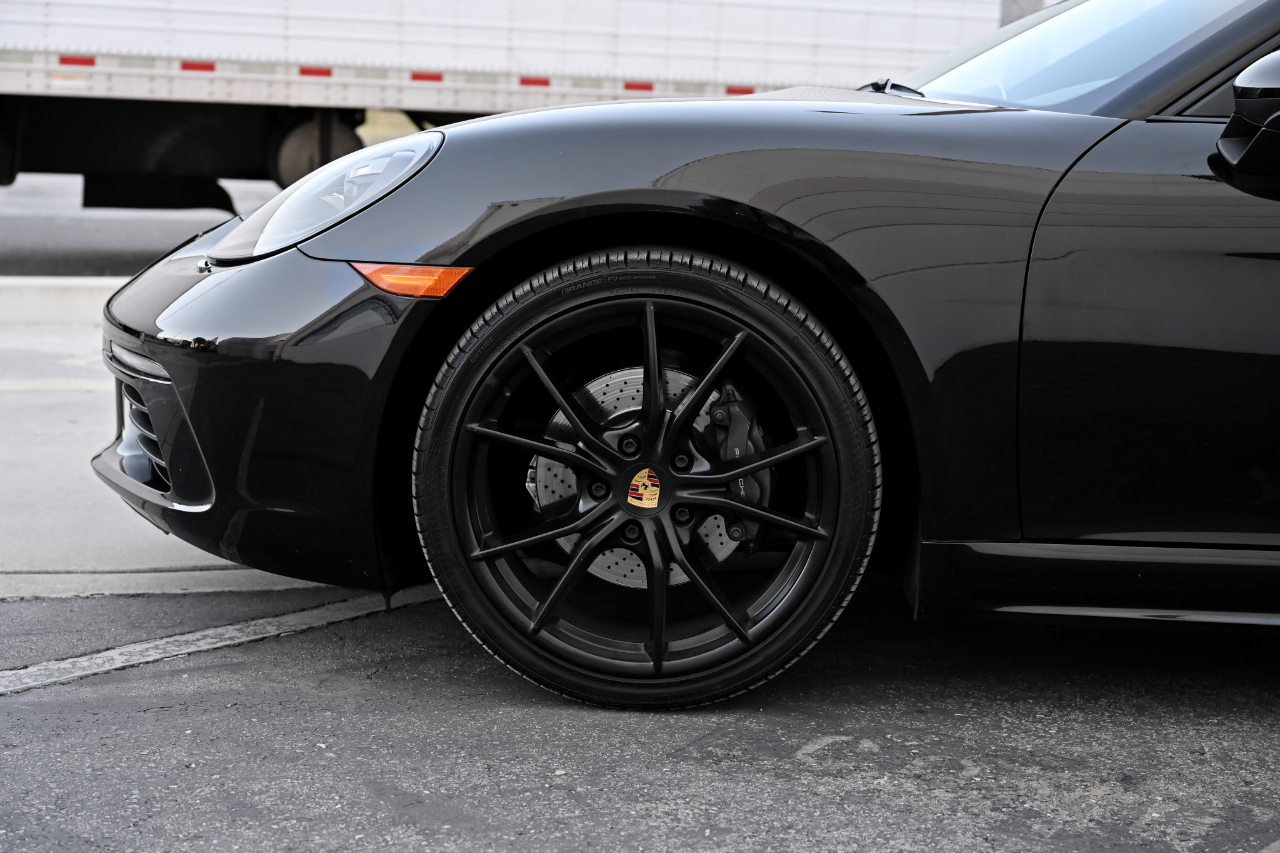 Porsche 718 Cayman Coupe 2018