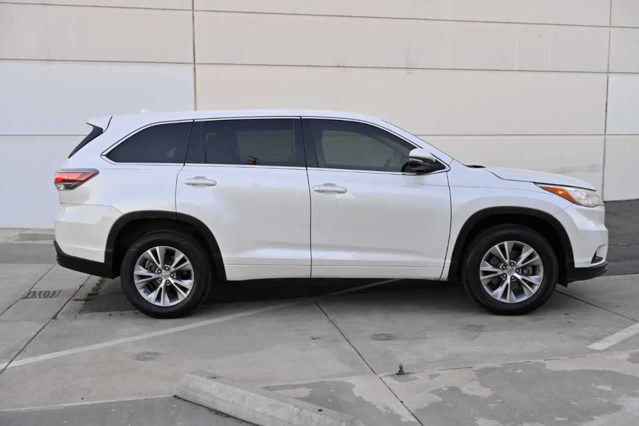 Toyota Highlander  2015
