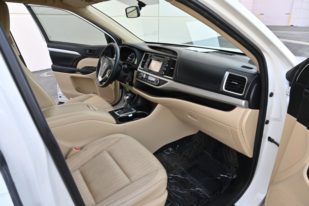 Toyota Highlander  2015