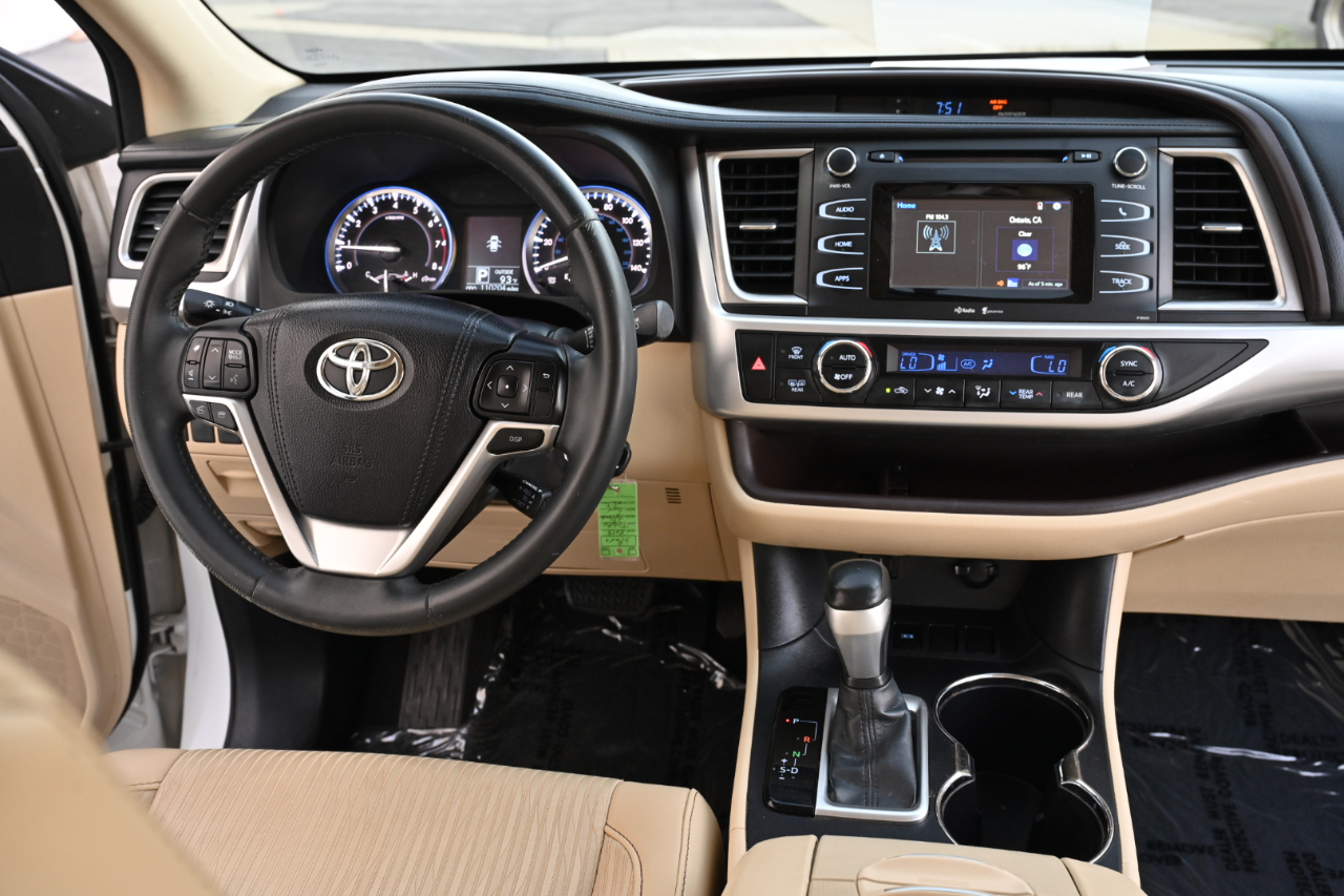 Toyota Highlander  2015