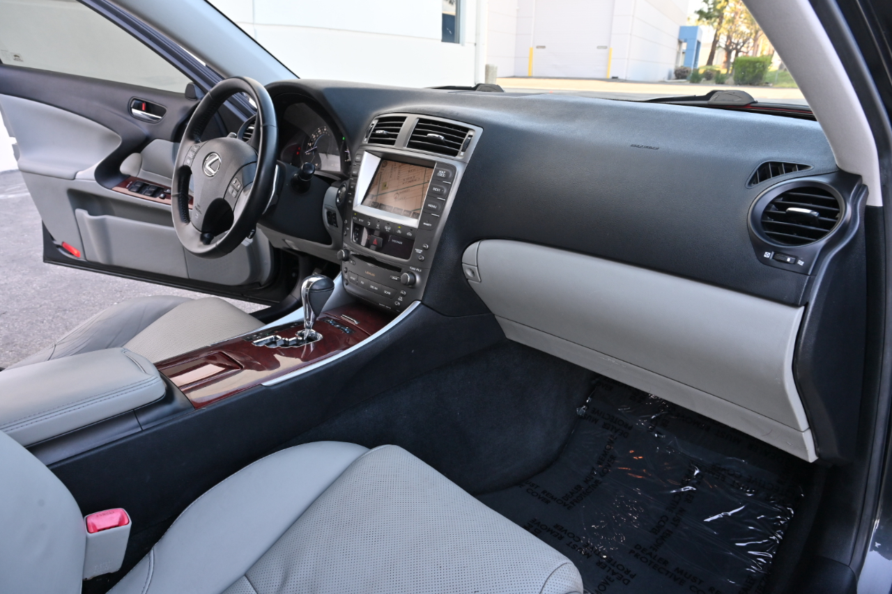 Lexus IS 250  2008