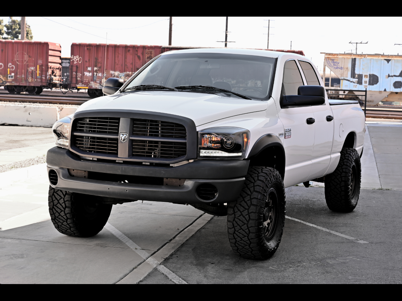 2008 Dodge Ram 2500 Quad Cab 140.5" ST 6MT
