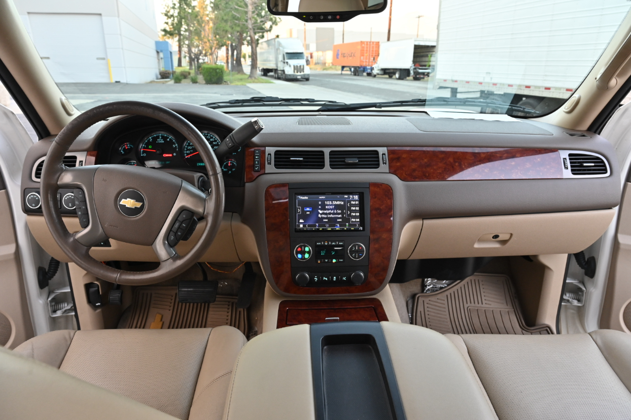 Chevrolet Tahoe  2014