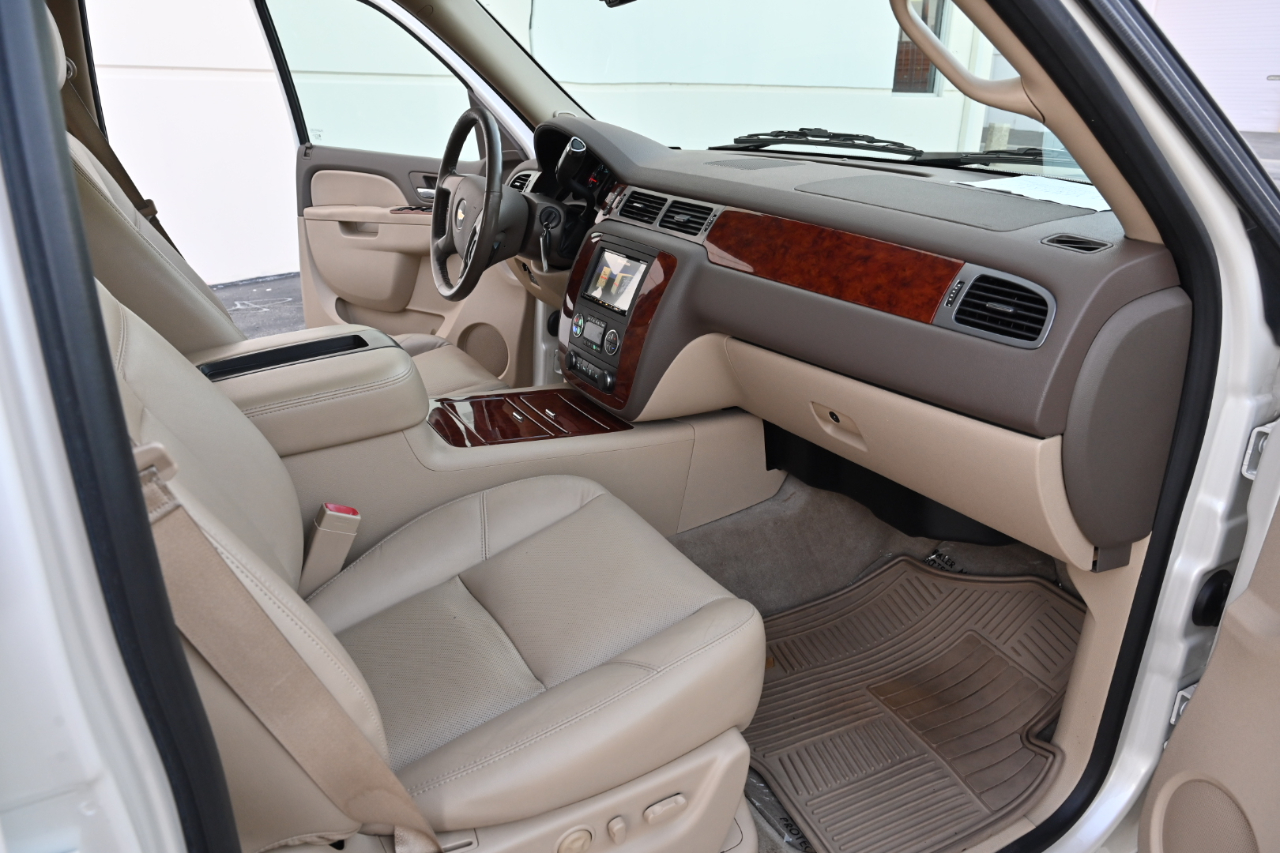 Chevrolet Tahoe  2014