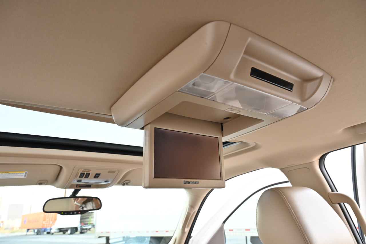 Chevrolet Tahoe  2014