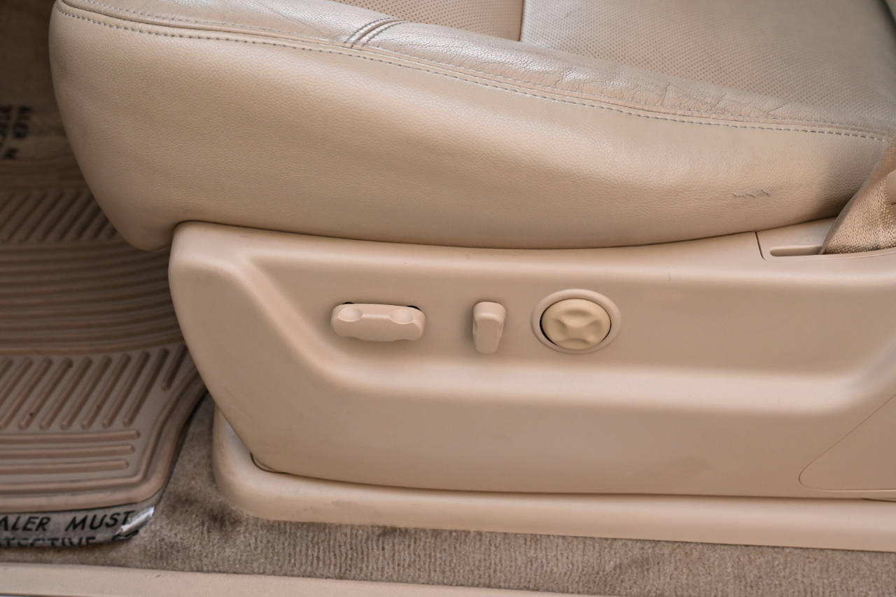 Chevrolet Tahoe  2014