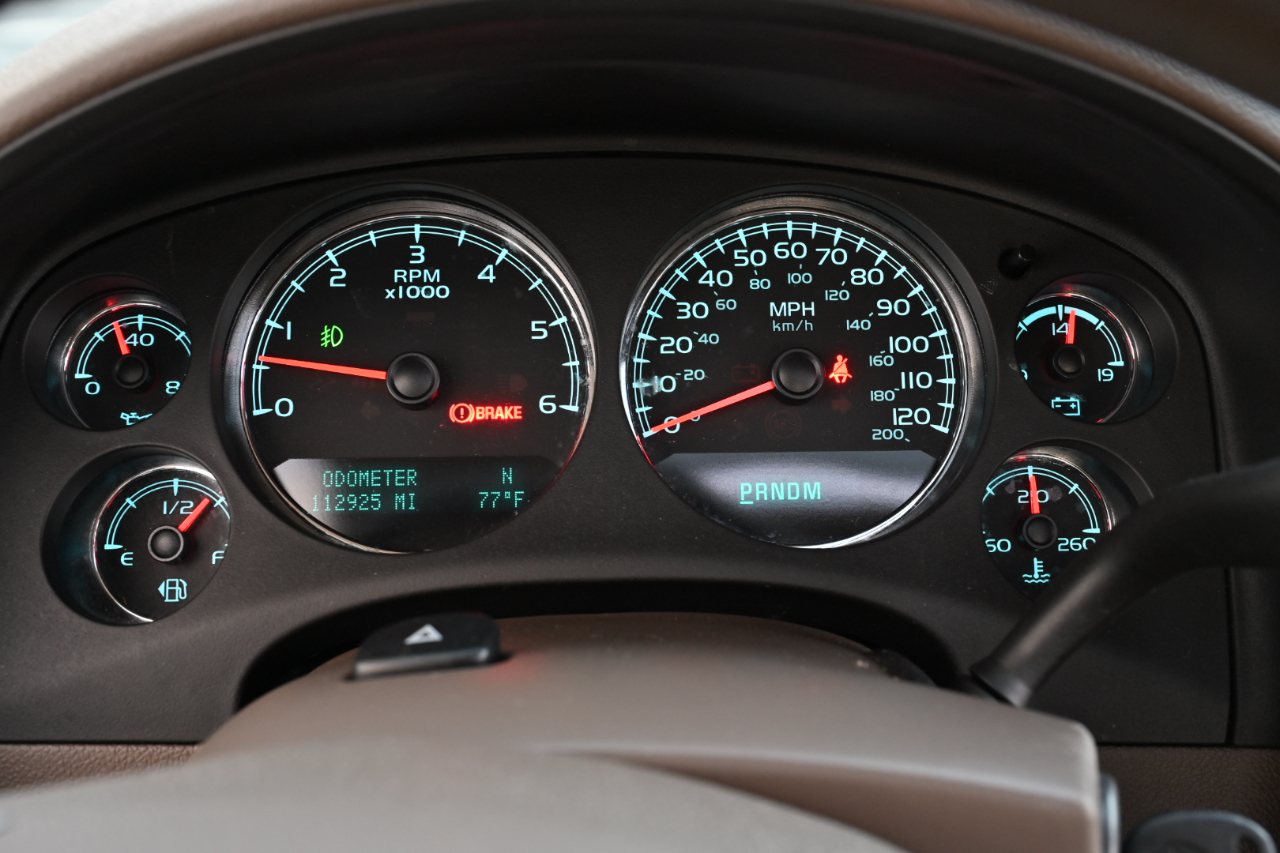 Chevrolet Tahoe  2014